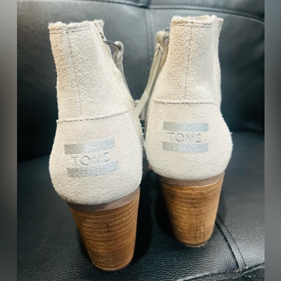 TOMS Majorca Grey Suede Peep Toe Block Heel zip up Bootie Size Women's W8 - Picture 3 of 10